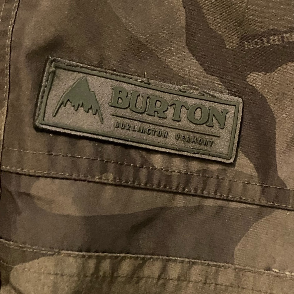 Burton gortex snowboard pants size small